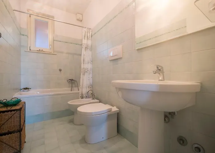 733 - Trilocale Al Taunus, Piano Terra Con Giardino Vista Mare *