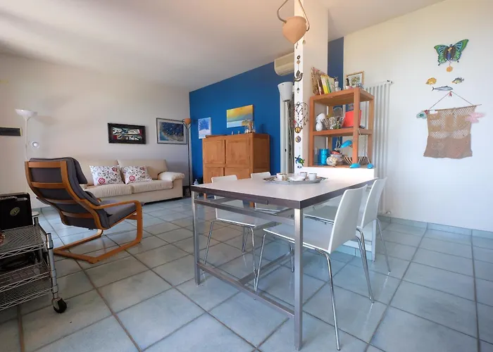 733 - Trilocale Al Taunus, Piano Terra Con Giardino Vista Mare Διαμέρισμα